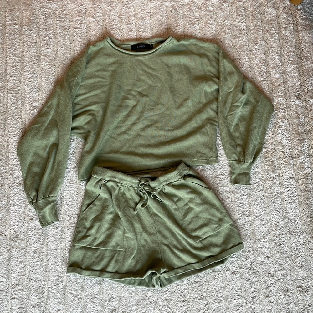 Lounge set